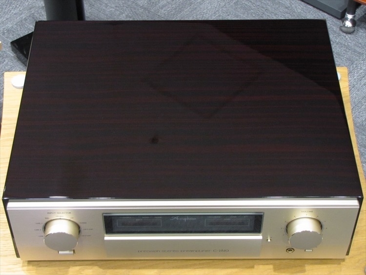 中古 Accuphase C-2820