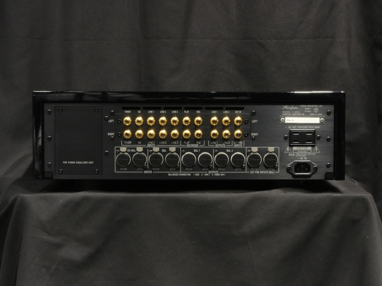 中古 Accuphase C-2820