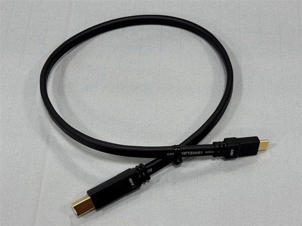 中古 AIM UC1-005 0.5m
