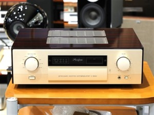 中古 Accuphase C-2800