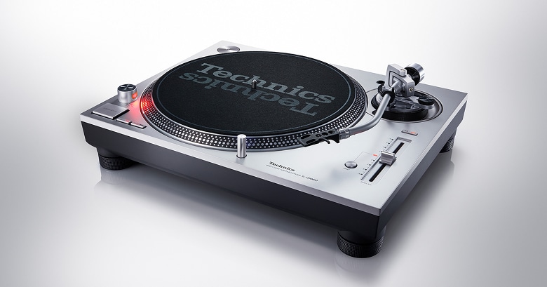 新品 Technics SL-1200MK7W-S
