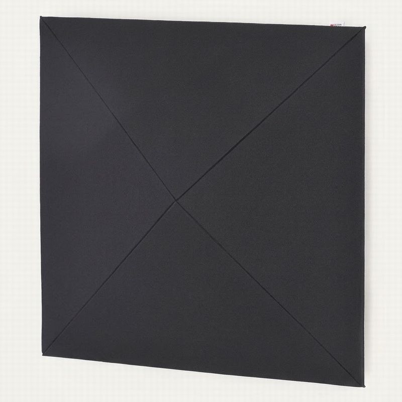 Pyramid Wall PW-BK